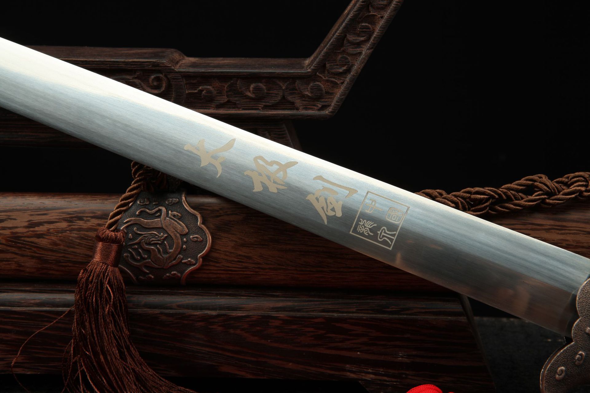 龍泉太極劍價格,龍泉太極劍價格，探尋傳統(tǒng)與現(xiàn)代的完美融合