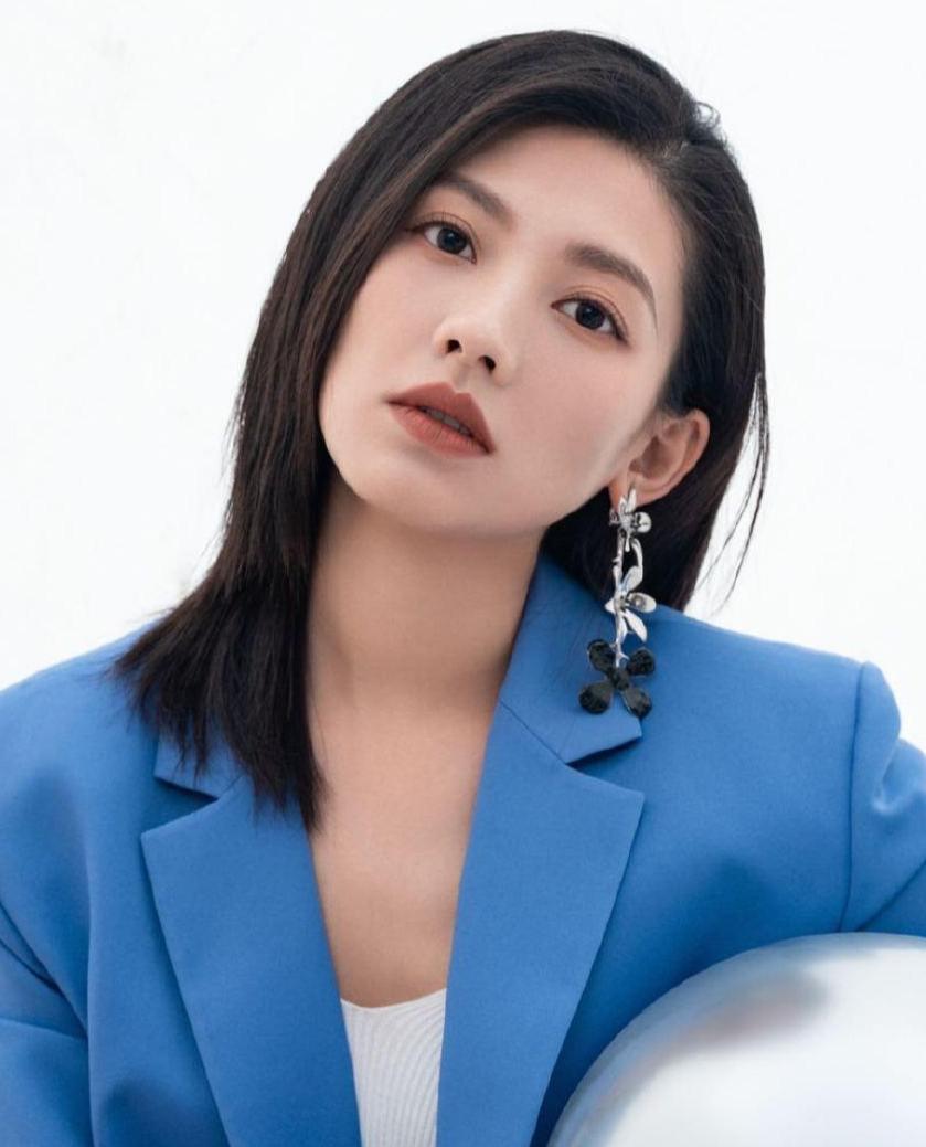 女演員馬藜與科技融合，體驗前沿科技產(chǎn)品之旅